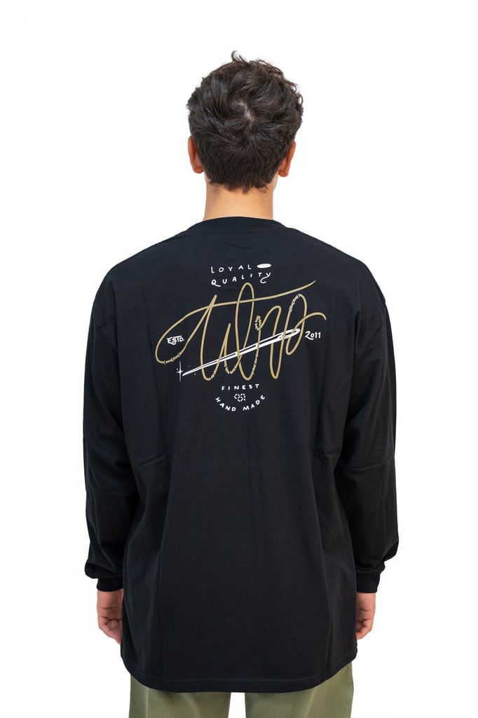 REMERA ML RELAXED - PUNTADAS