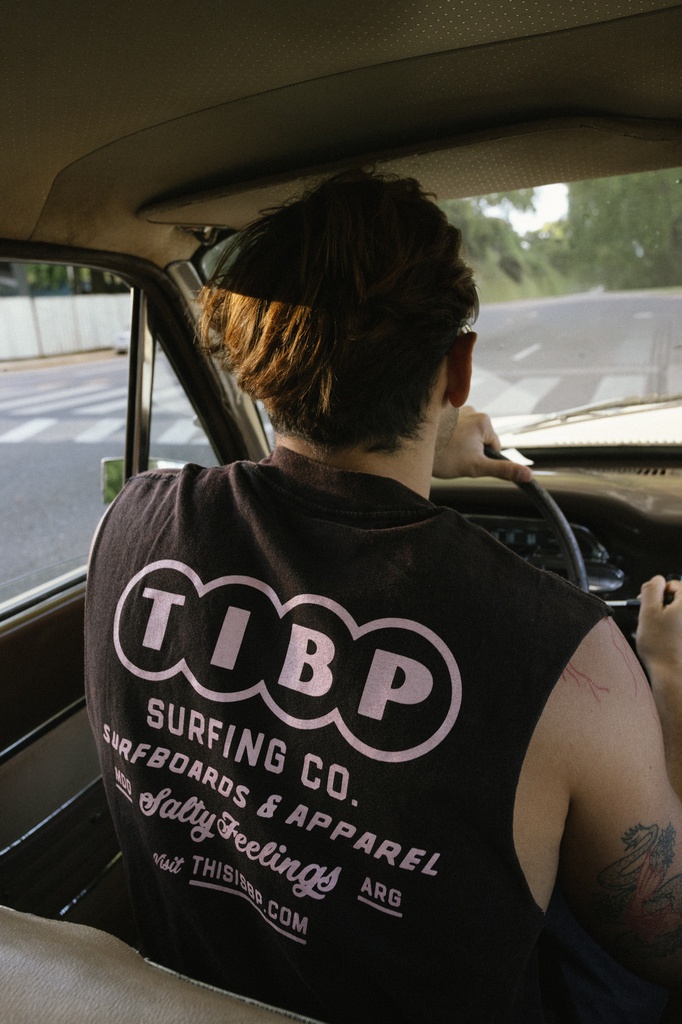 REMERA SIN MANGA RELAXED - APPAREL BLACK