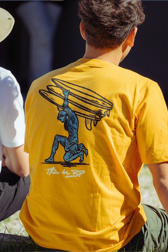 [031215H38] REMERA MC - ROMA